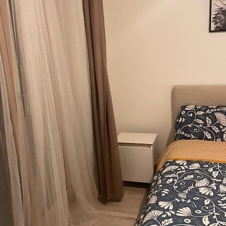 Appartement Cosy Et Bien Equipe Nanterre Exterior photo