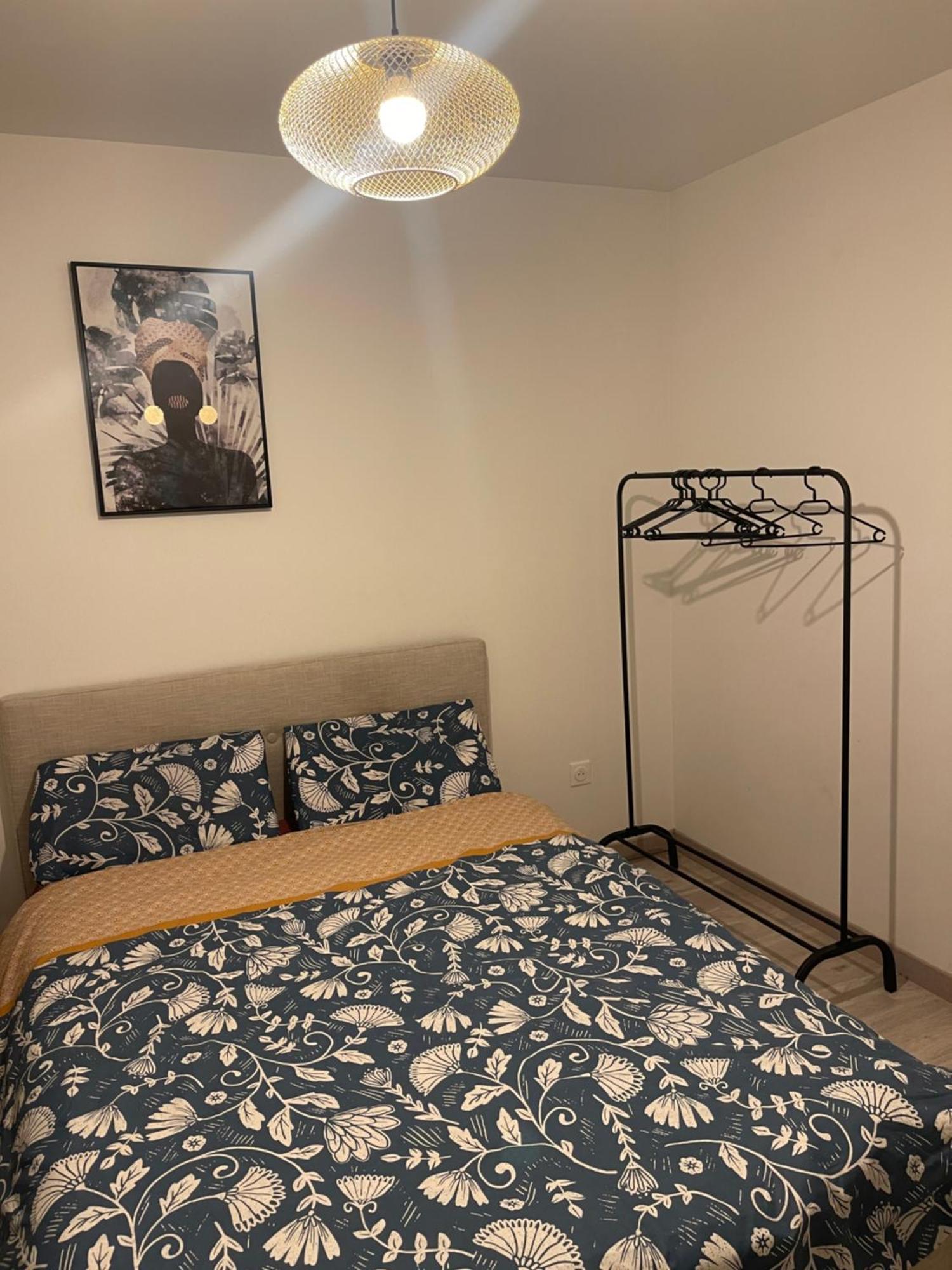 Appartement Cosy Et Bien Equipe Nanterre Exterior photo